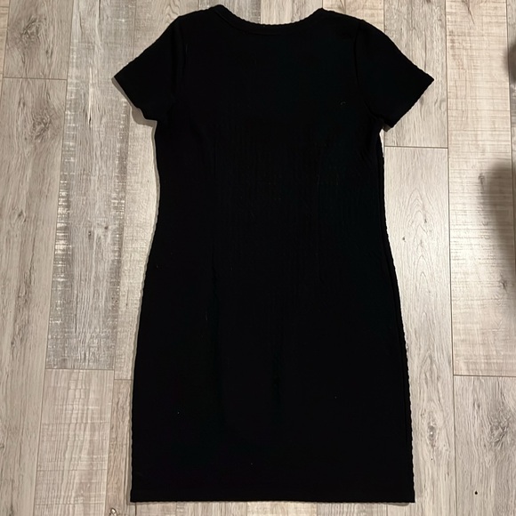 Michael Kors Short Sleeve Textured Grid Dress - Picture 13 of 14